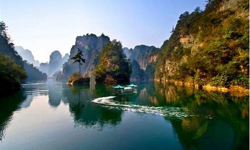 张家界宝峰湖景区门票价格_张家界宝峰湖景